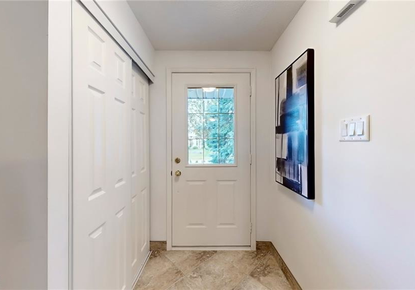 218-dorchester-place-waterloo-ontario-40766945