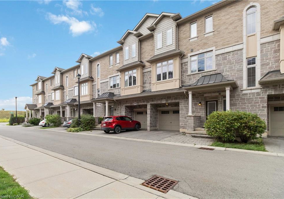 2010-deerview-common-common-oakville-ontario-40767007
