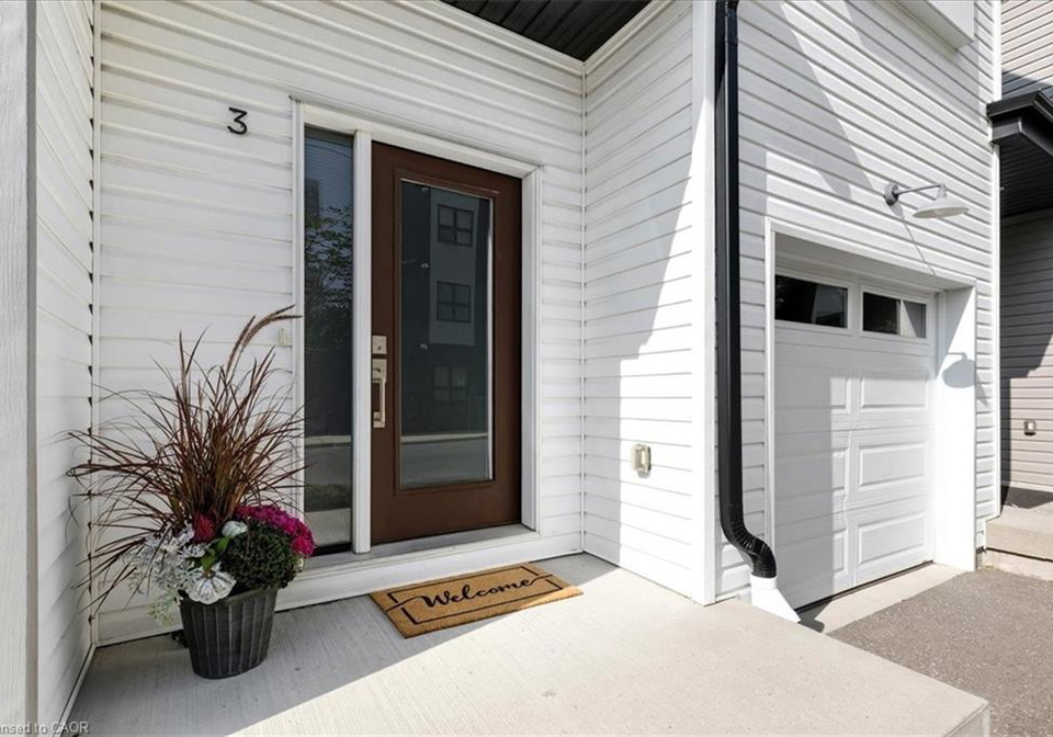 110-fergus-avenue-kitchener-ontario-40767039