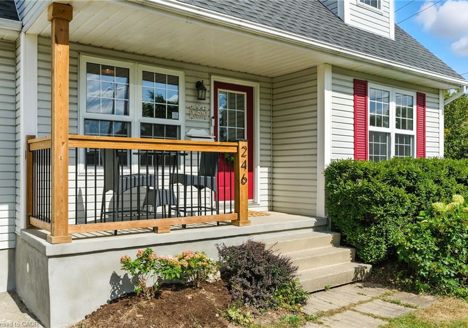 246-dartmoor-crescent-waterloo-ontario-40767040