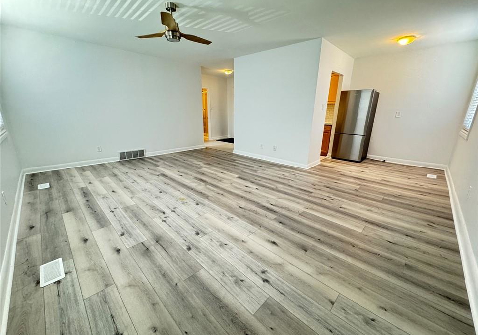 657-fennell-avenue-e-hamilton-ontario-40767057