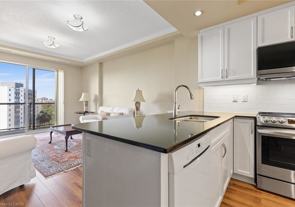 539-belmont-avenue-w-kitchener-ontario-40767082