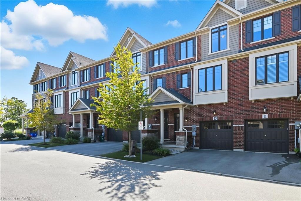 13-pierre-trudeau-lane-grimsby-ontario-40767096