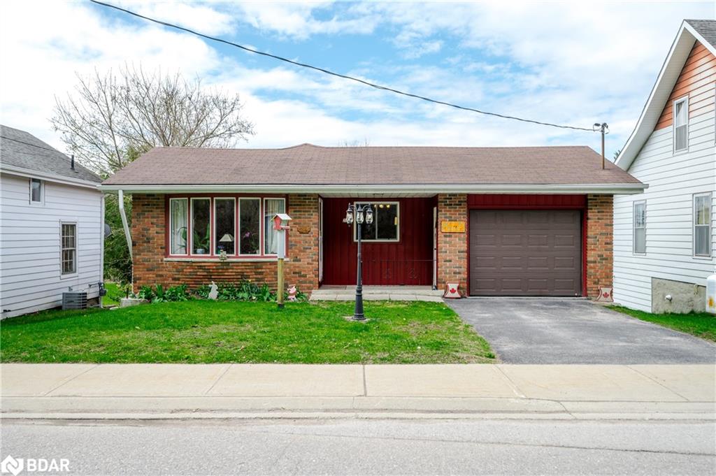 28-bond-street-e-fenelon-falls-ontario-40767112