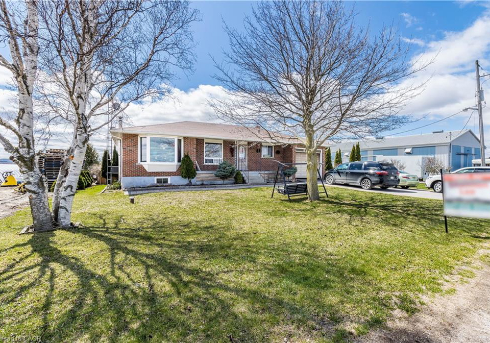 331-tornado-drive-bradford-west-gwillimbury-ontario-40767130