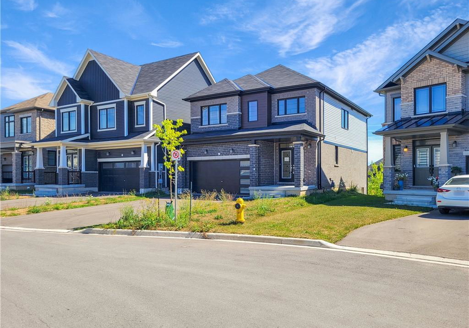241-vanilla-trail-thorold-ontario-40767217