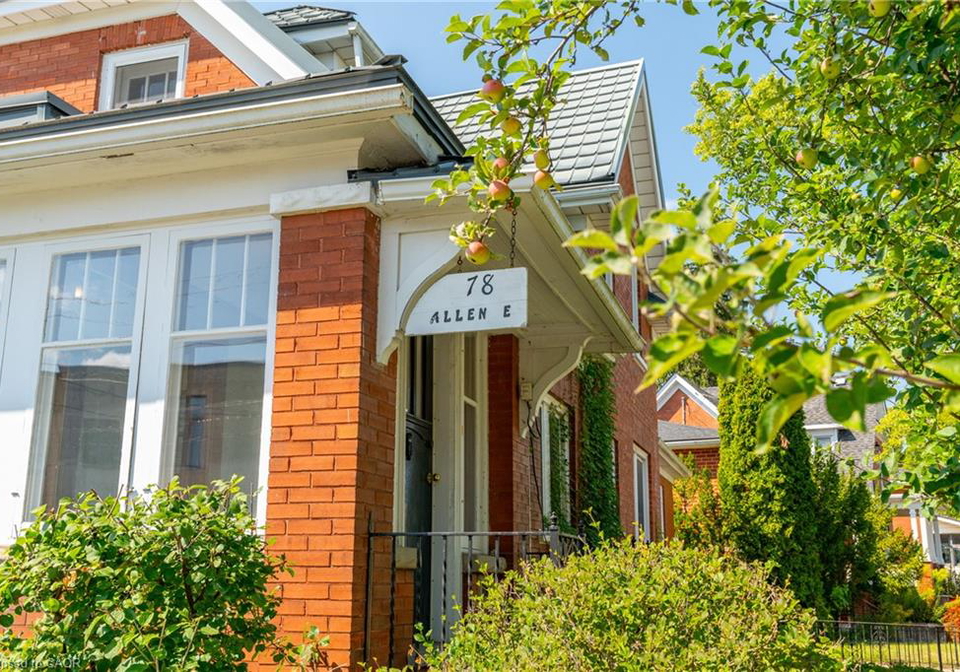 78-allen-street-e-waterloo-ontario-40767218