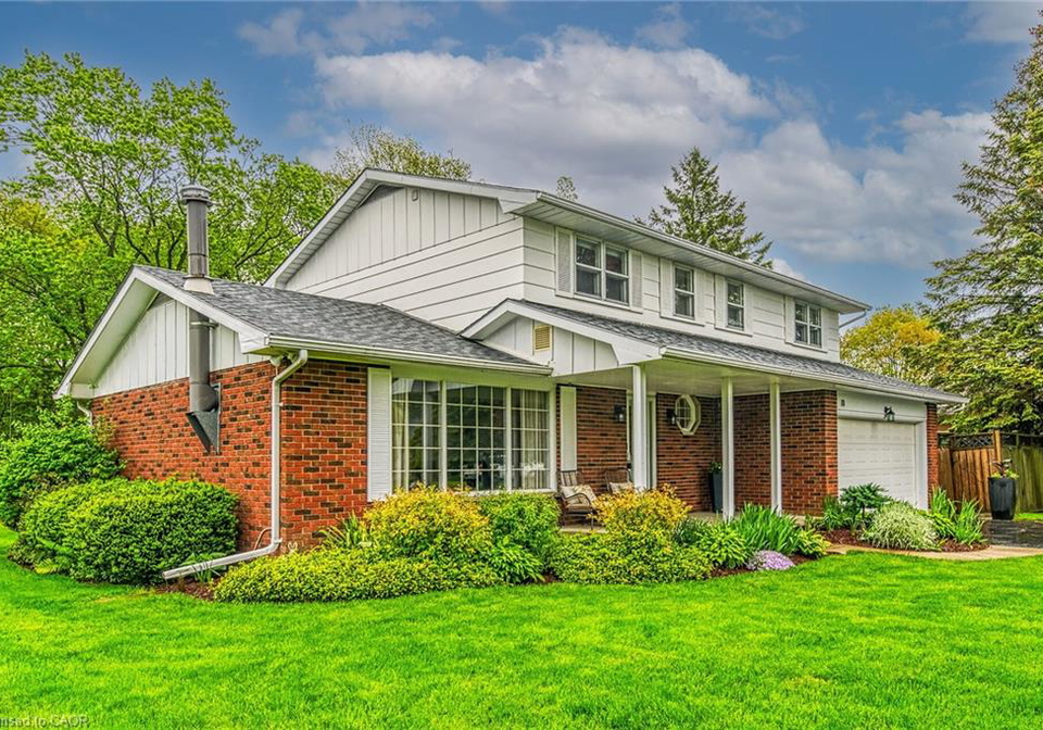 10-emily-street-port-dover-ontario-40767224