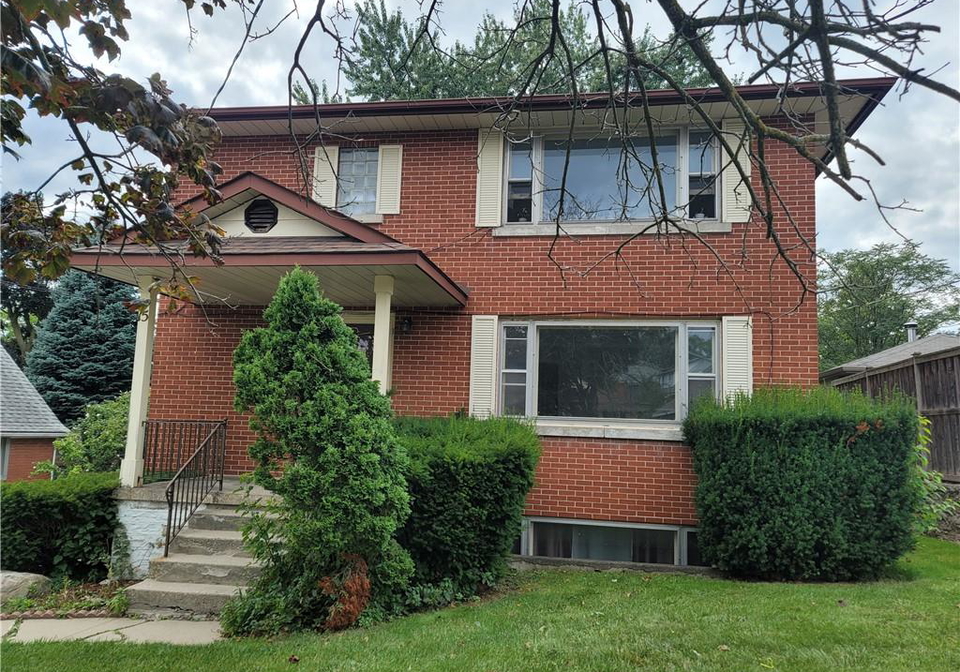 15-south-street-kitchener-ontario-40767243