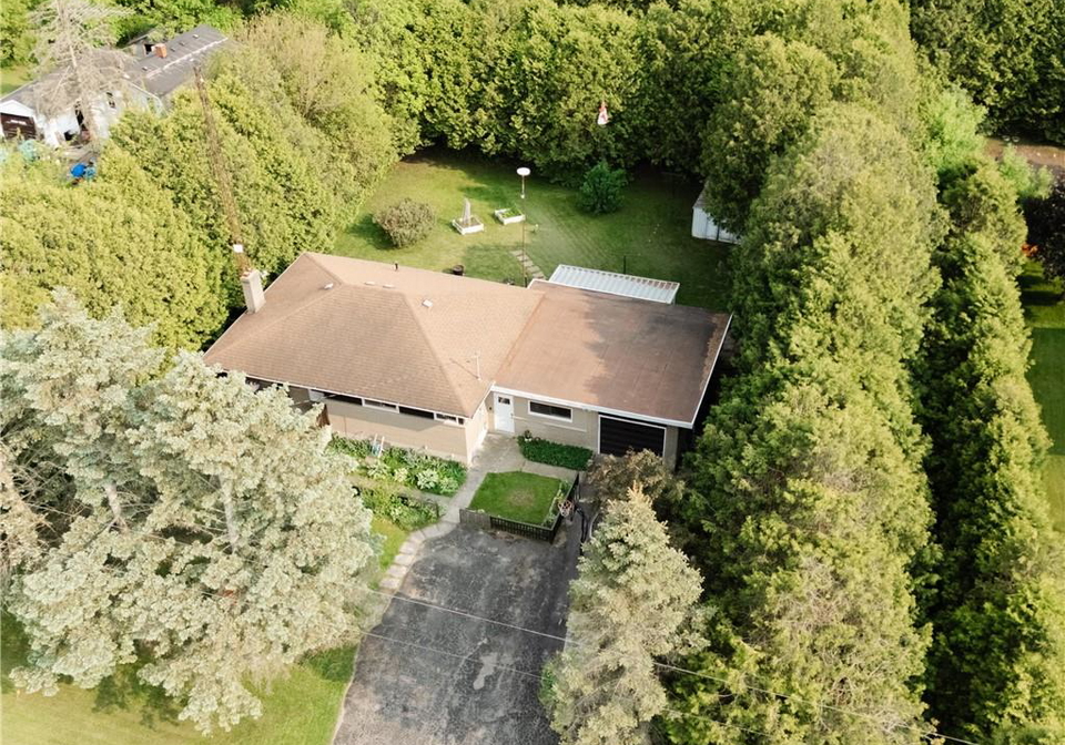 252-windham-road-13-delhi-ontario-40767323