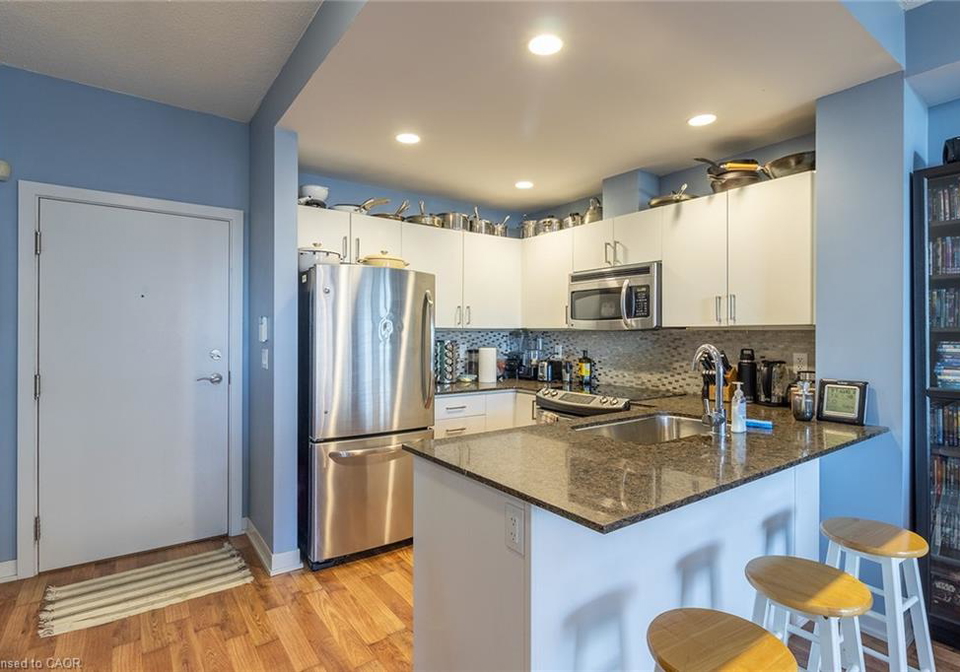 551-maple-avenue-burlington-ontario-40767341
