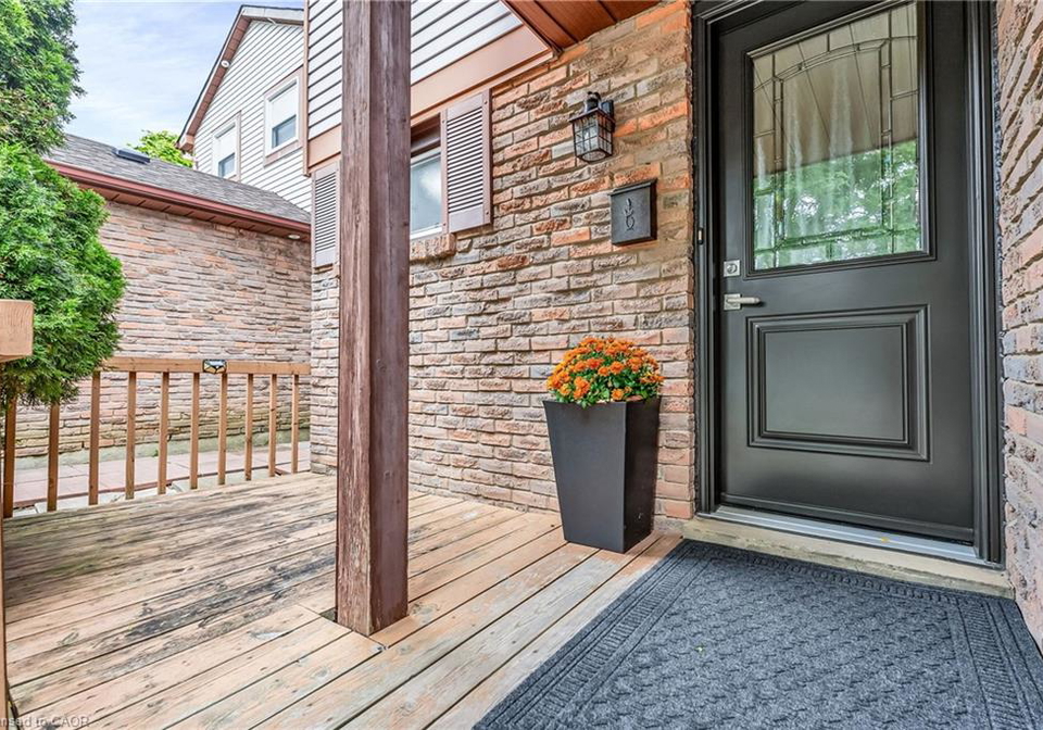 4-wesmorland-avenue-peel-ontario-40767382