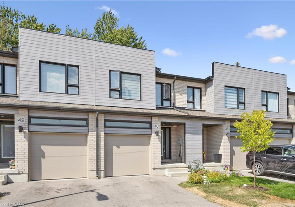 40-pony-way-kitchener-ontario-40767396