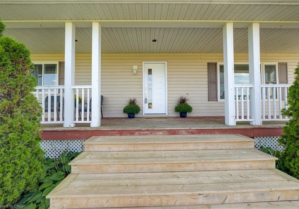 8451-highway-89-conn-ontario-40767458