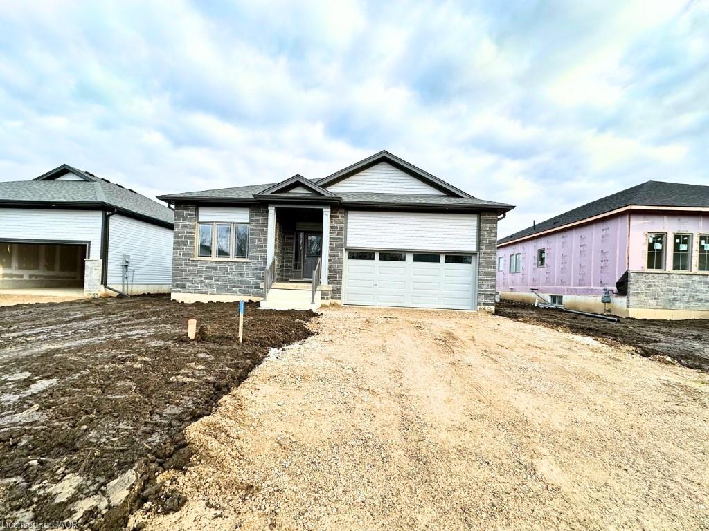 155-ellen-street-atwood-ontario-40767460