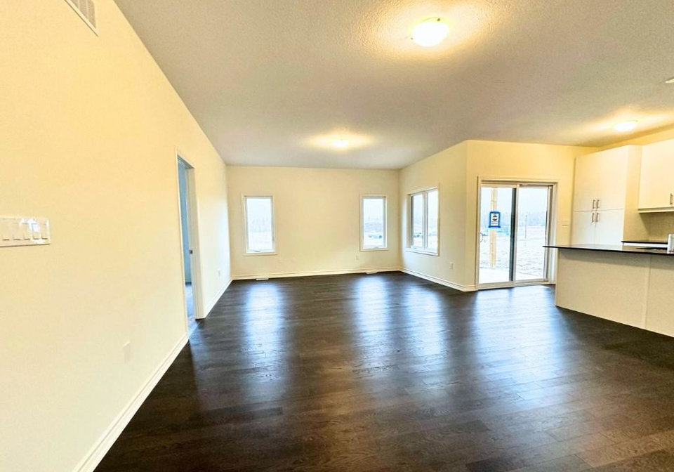 155-ellen-street-atwood-ontario-40767460