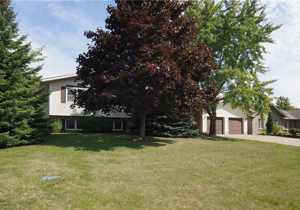 1088-isabella-street-linwood-ontario-40767706