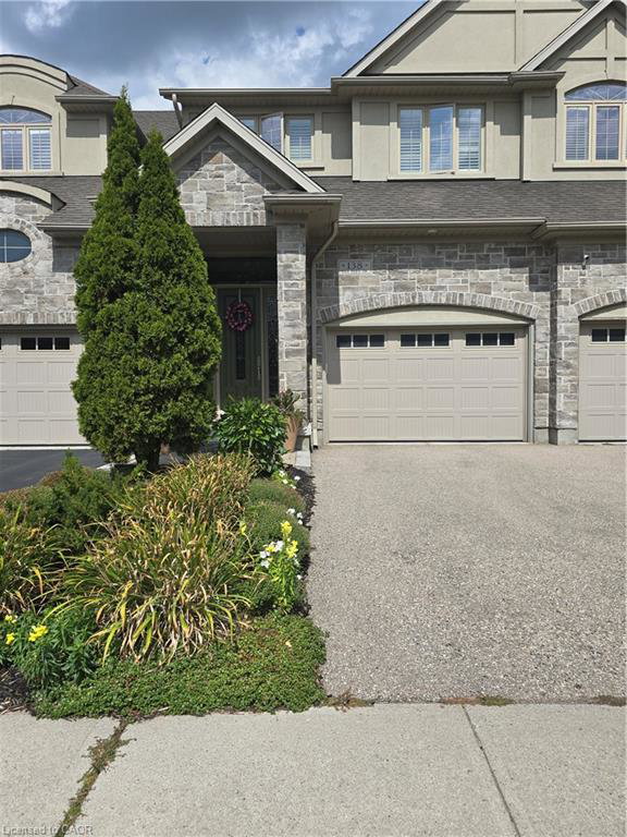 138-oak-park-drive-waterloo-ontario-40767711
