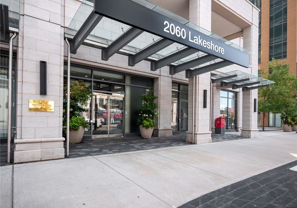 2060-lakeshore-road-burlington-ontario-40767749
