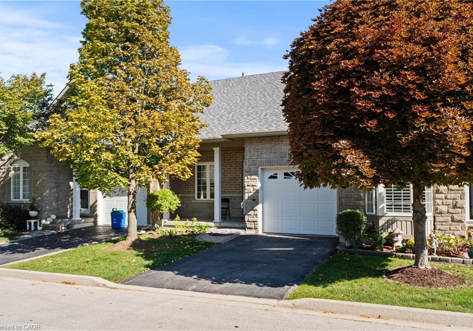 68-hallmark-trail-hamilton-ontario-40767753