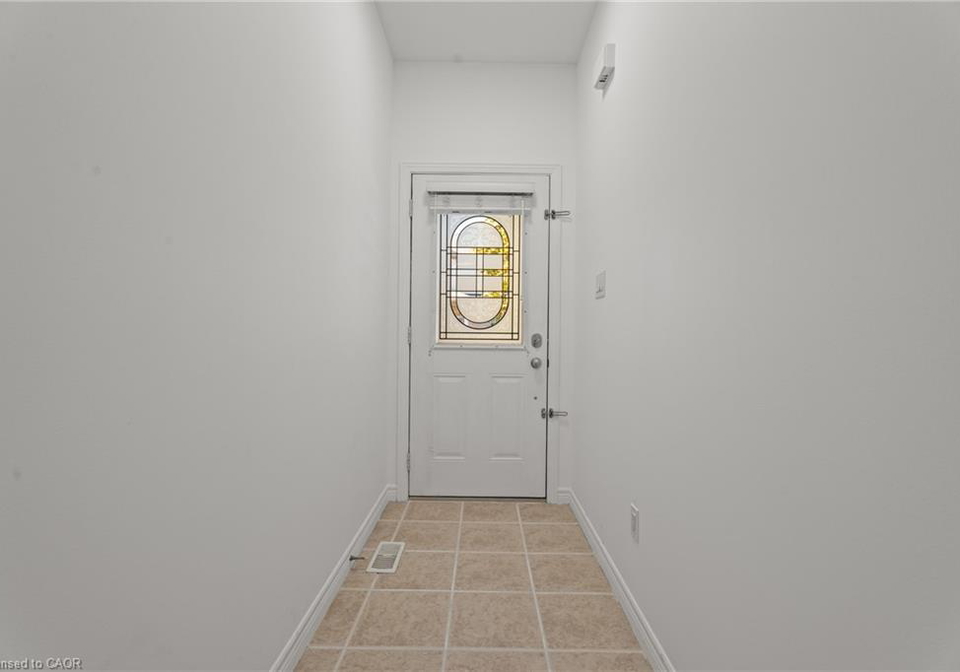 68-hallmark-trail-hamilton-ontario-40767753