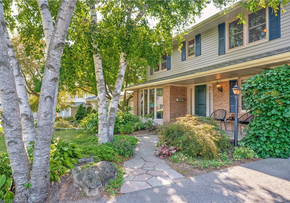 2118-agincourt-crescent-burlington-ontario-40767784