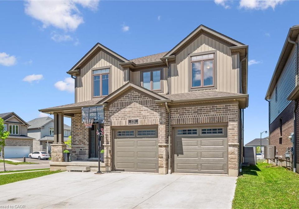 151-mountain-holly-court-waterloo-ontario-40767793
