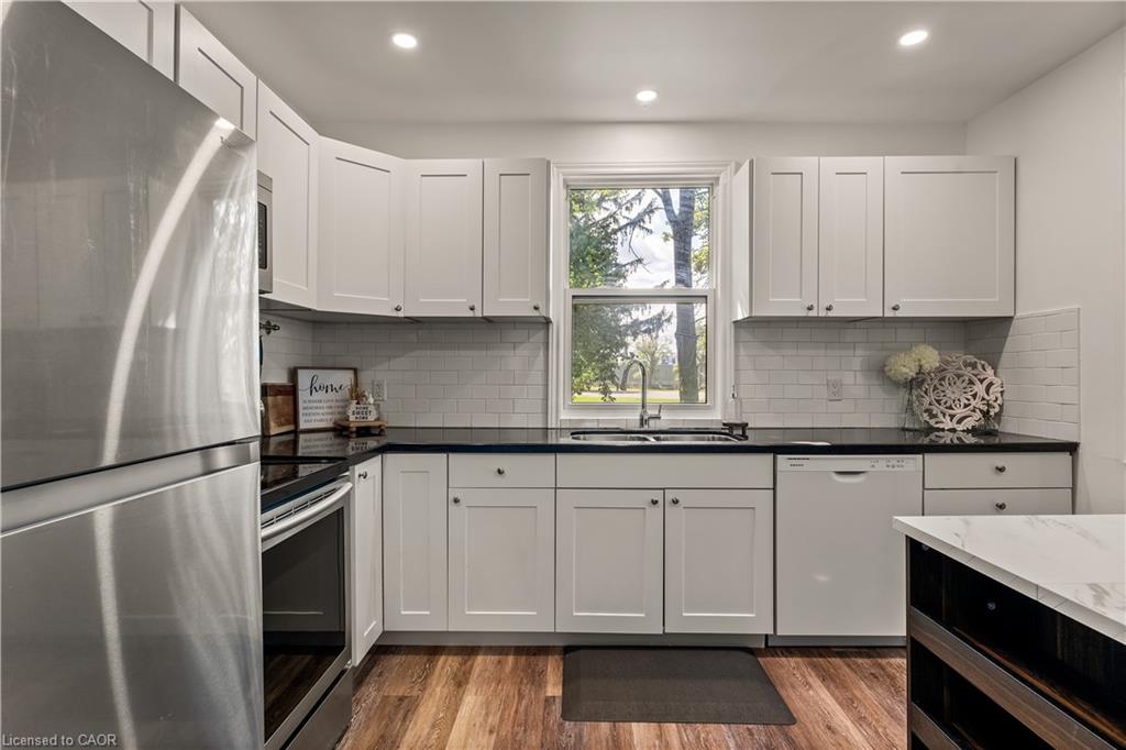 19-currie-street-st-catharines-ontario-40767807