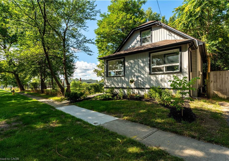 19-currie-street-st-catharines-ontario-40767807