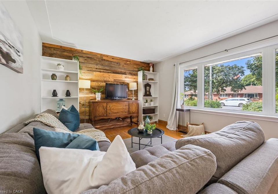 54-admiral-road-kitchener-ontario-40767839