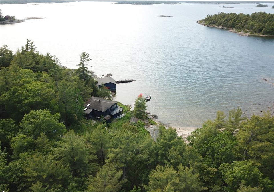 25-shawanaga-landing-road-pointe-au-baril-ontario-40767870