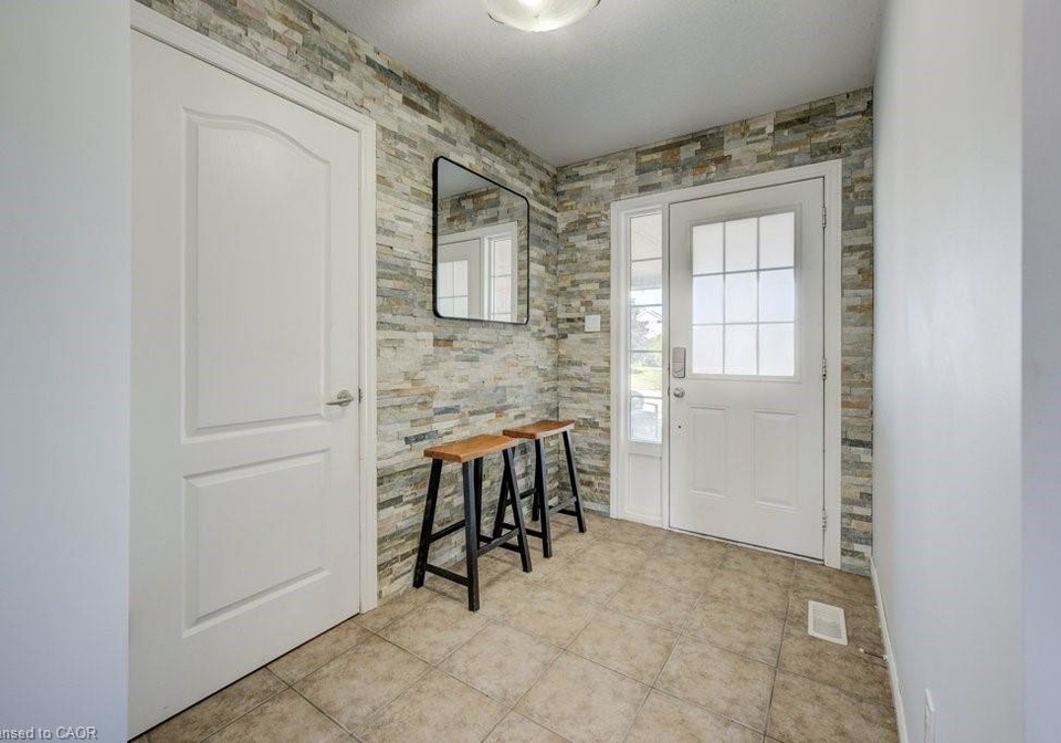 29-applewood-street-plattsville-ontario-40767913