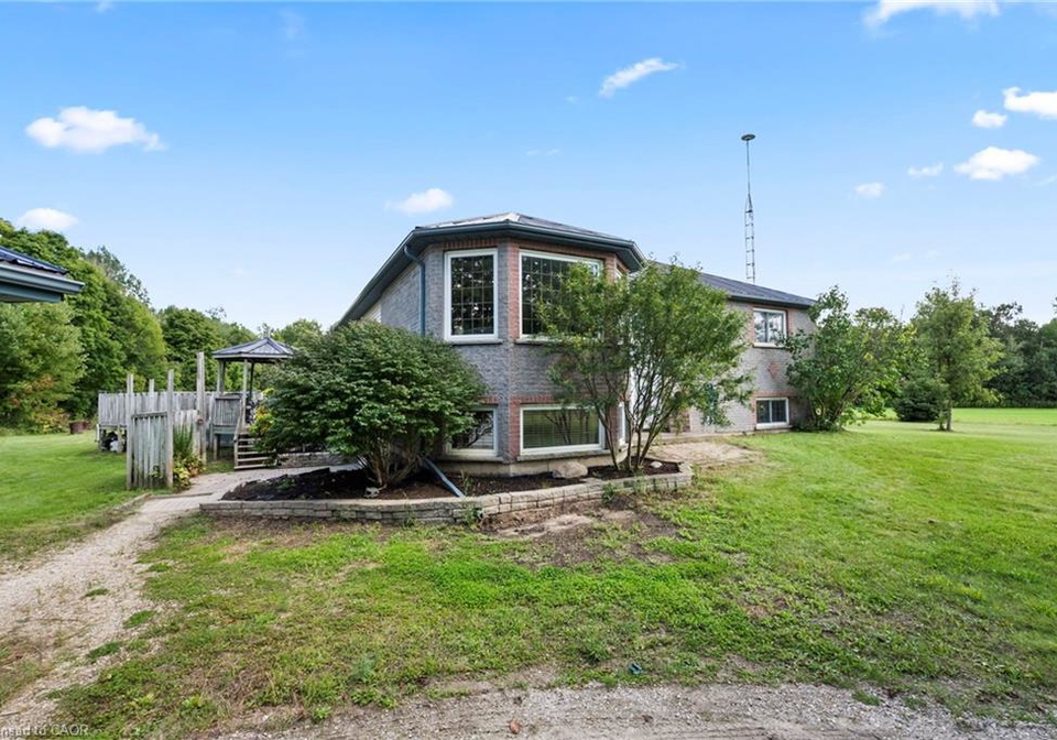8893-school-road-7-palmerston-ontario-40767953
