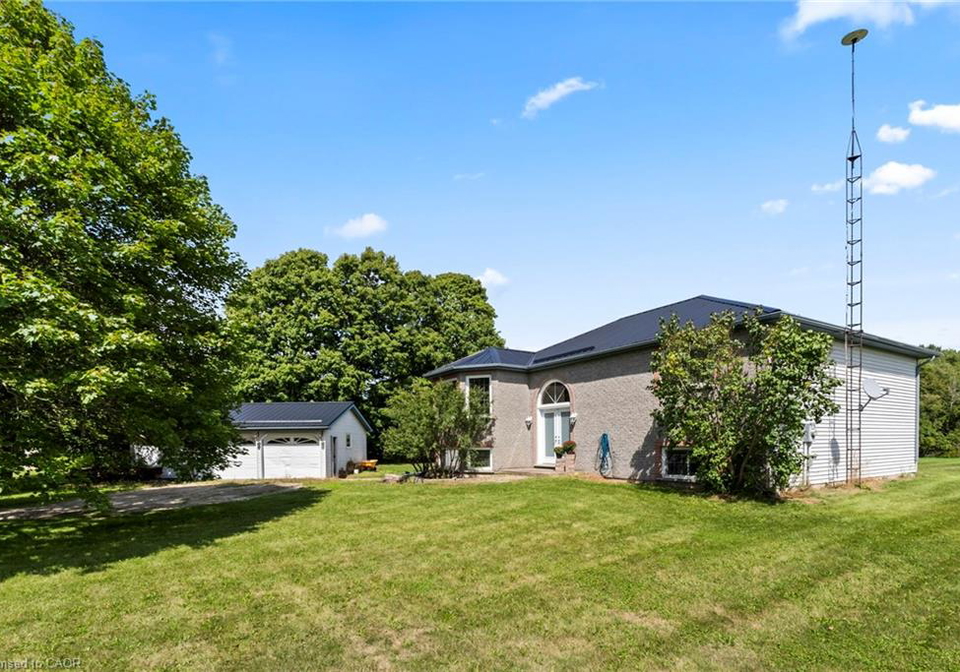 8893-school-road-7-palmerston-ontario-40767953