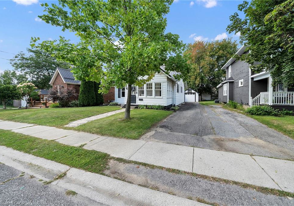 386-college-avenue-simcoe-ontario-40768046