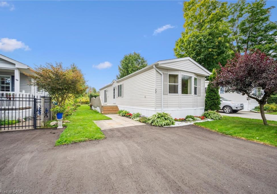 72-ash-avenue-pvt-puslinch-ontario-40768104