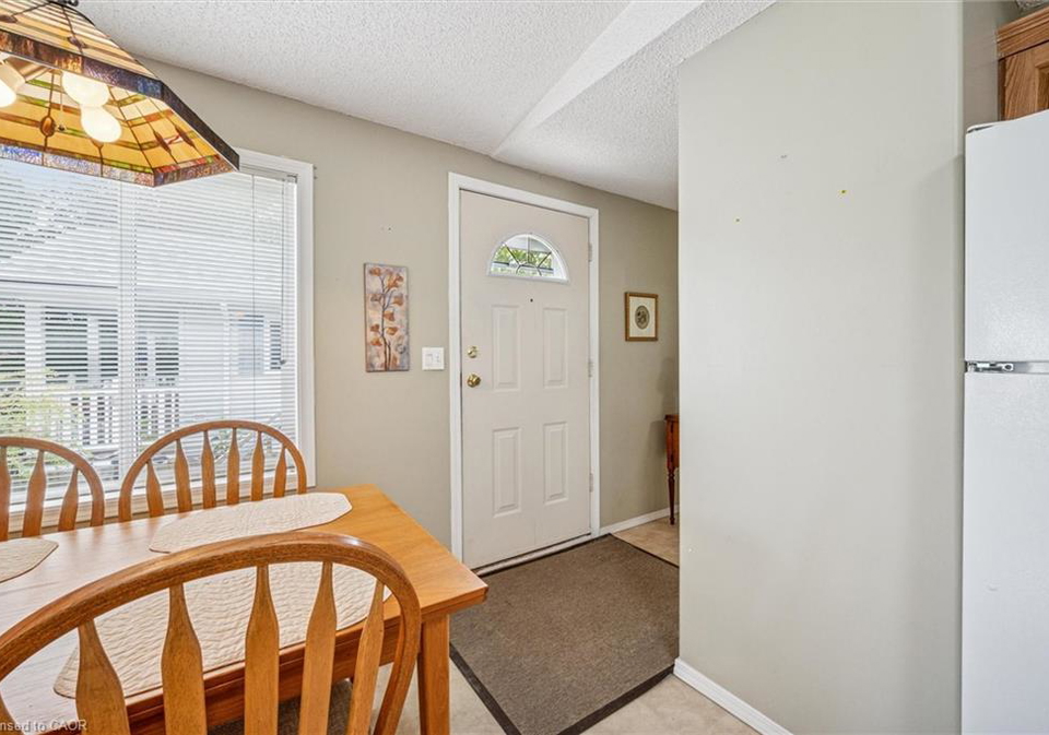 72-ash-avenue-pvt-puslinch-ontario-40768104