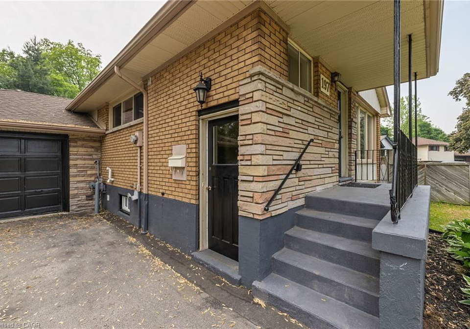 197-columbia-drive-hamilton-ontario-40768159