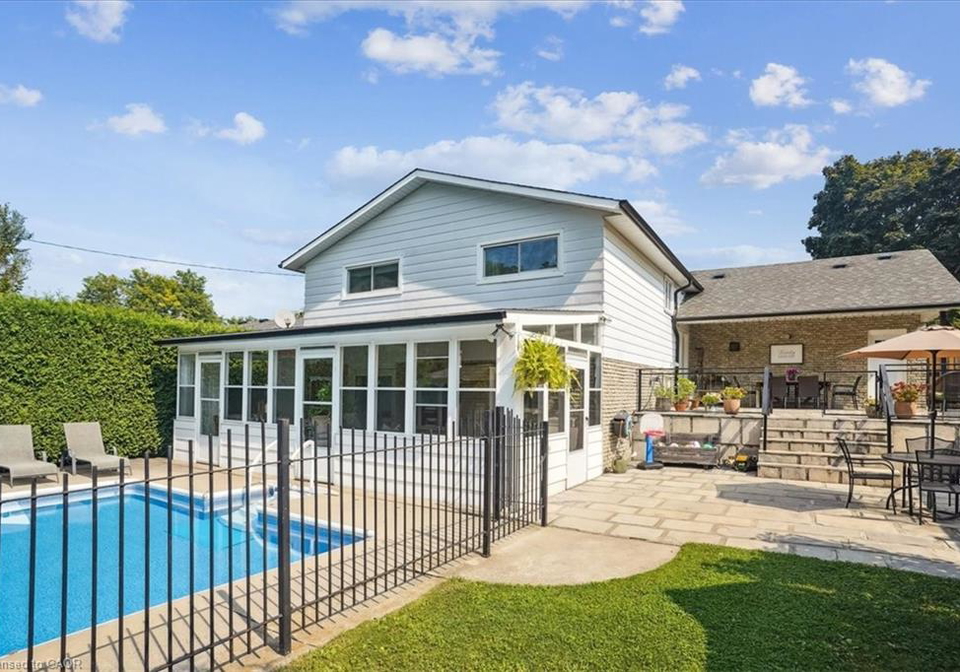 70-country-club-drive-hamilton-ontario-40768182