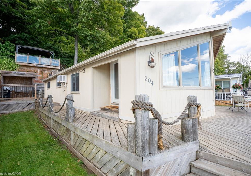 1102-front-road-st-williams-ontario-40768199