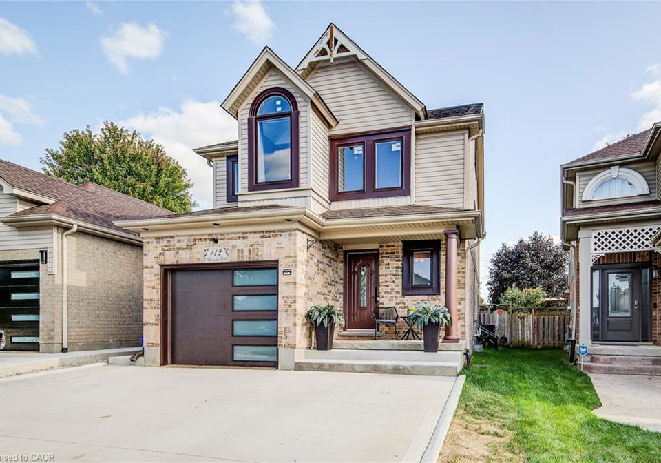 112-amanda-walk-cambridge-ontario-40768317