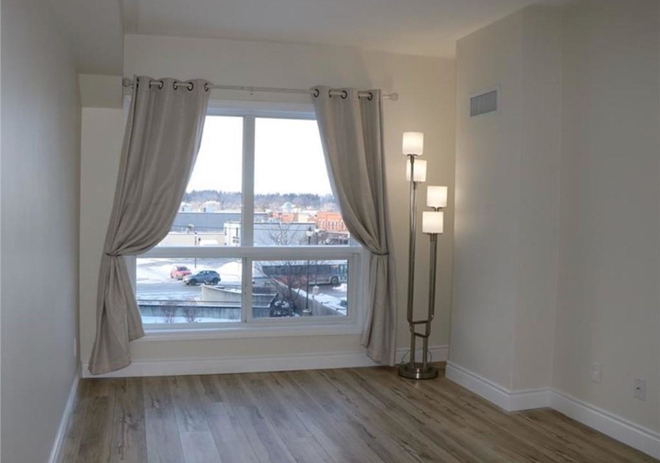 8-harris-street-cambridge-ontario-40768342