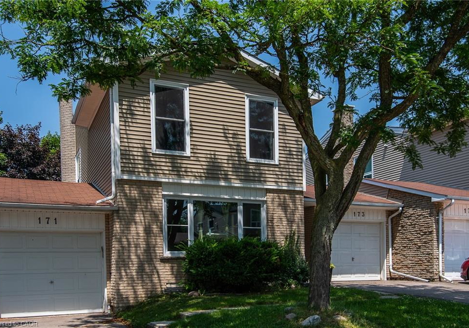 173-silver-aspen-crescent-kitchener-ontario-40768447