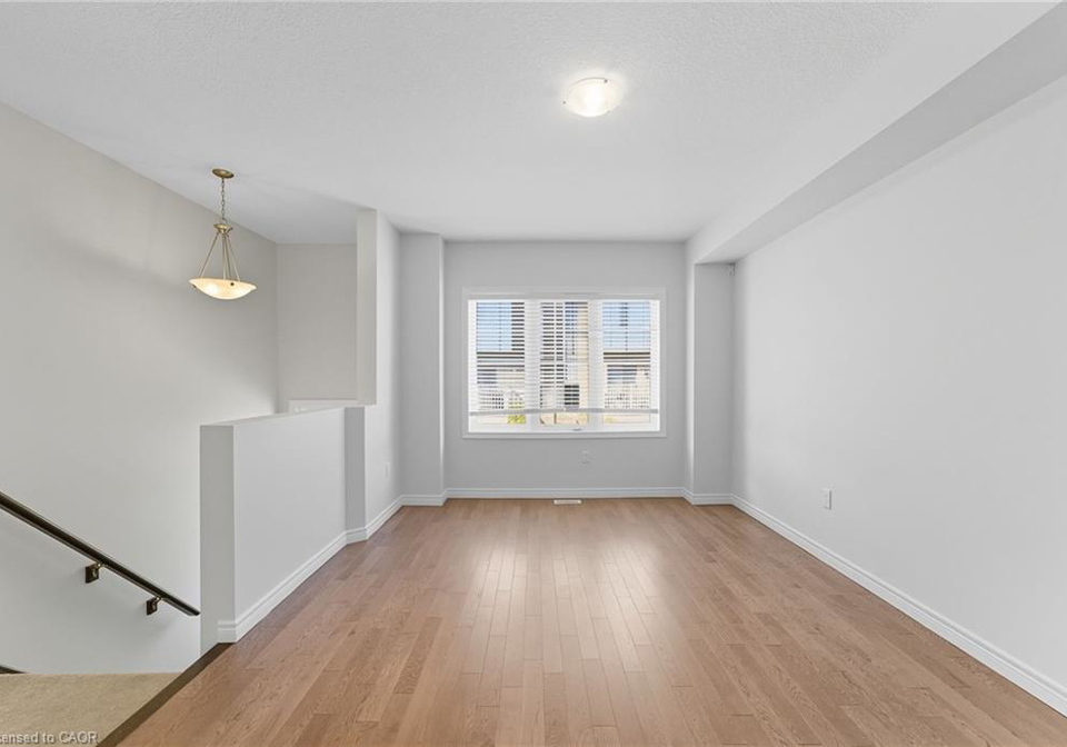 10-marr-lane-ancaster-ontario-40768504