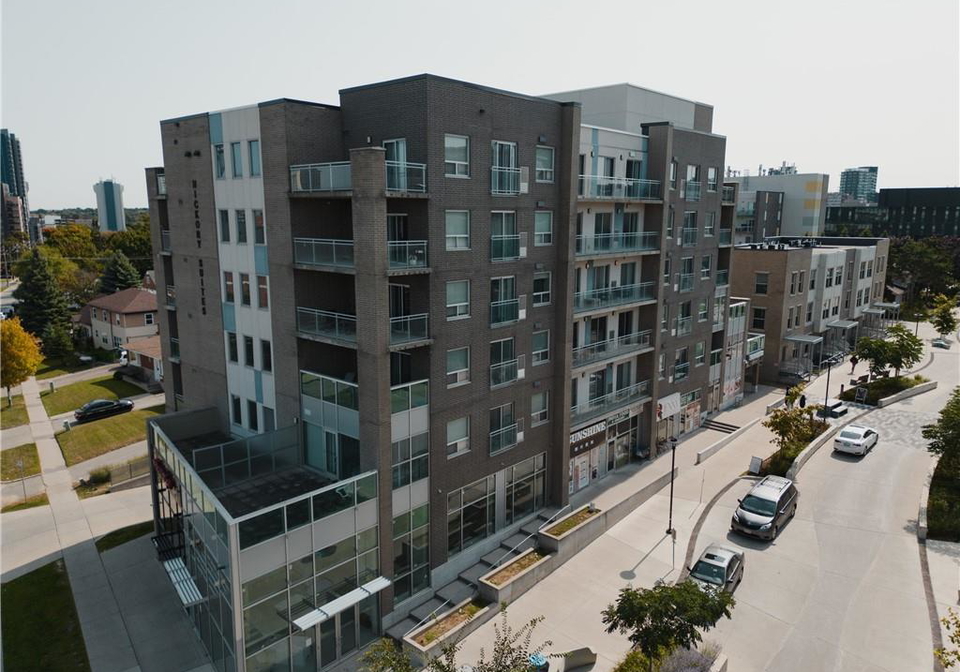 62-balsam-street-waterloo-ontario-40768510