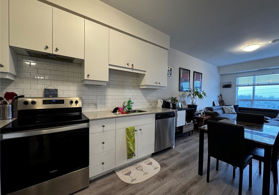 255-northfield-drive-east-e-waterloo-ontario-40768526