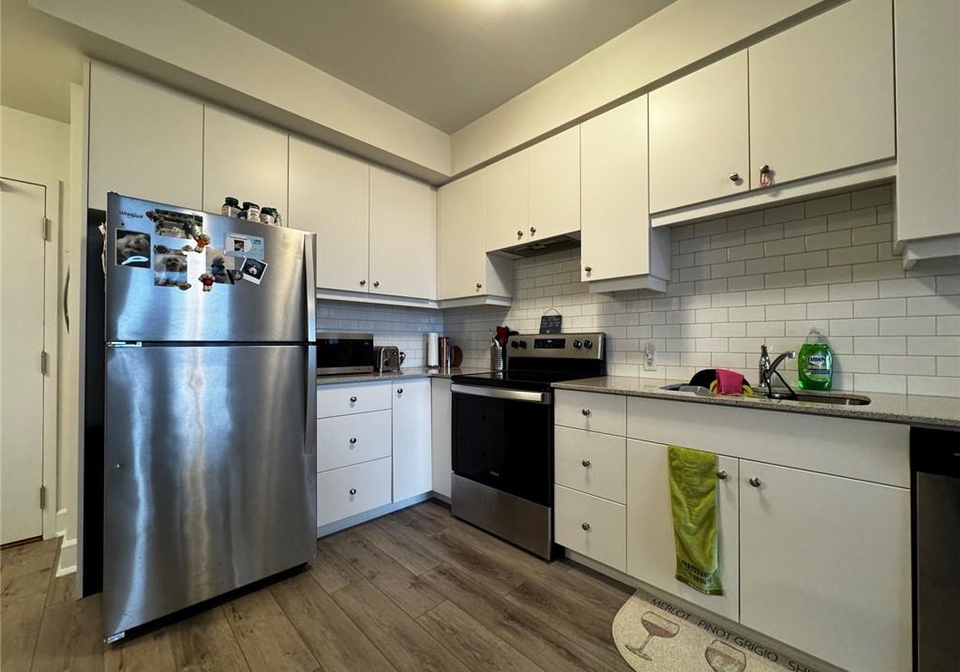 255-northfield-drive-east-e-waterloo-ontario-40768526