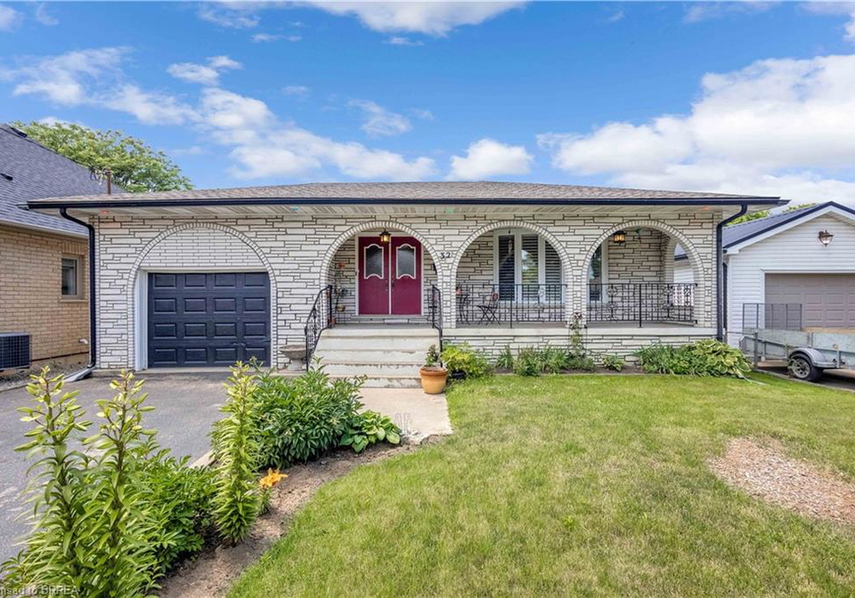 32-thornton-drive-brantford-ontario-40768562