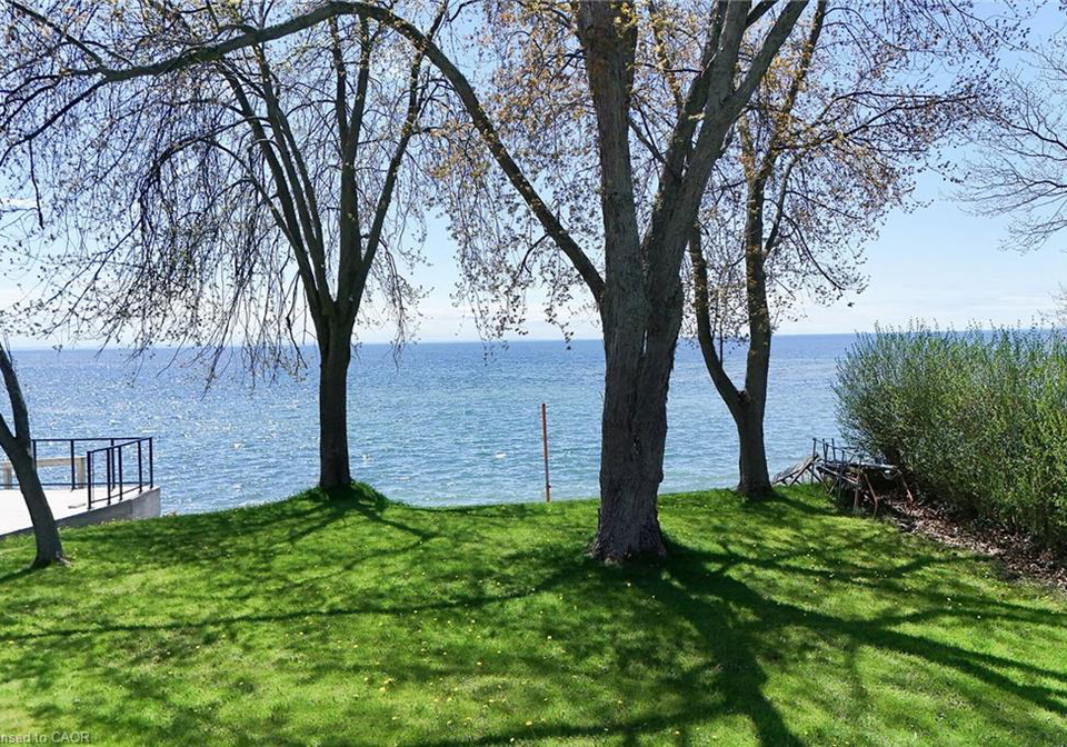 13-horseshoe-bay-road-dunnville-ontario-40768616
