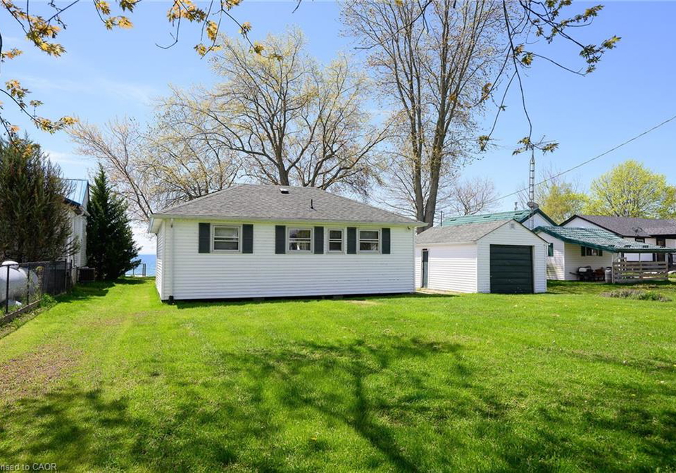 13-horseshoe-bay-road-dunnville-ontario-40768616